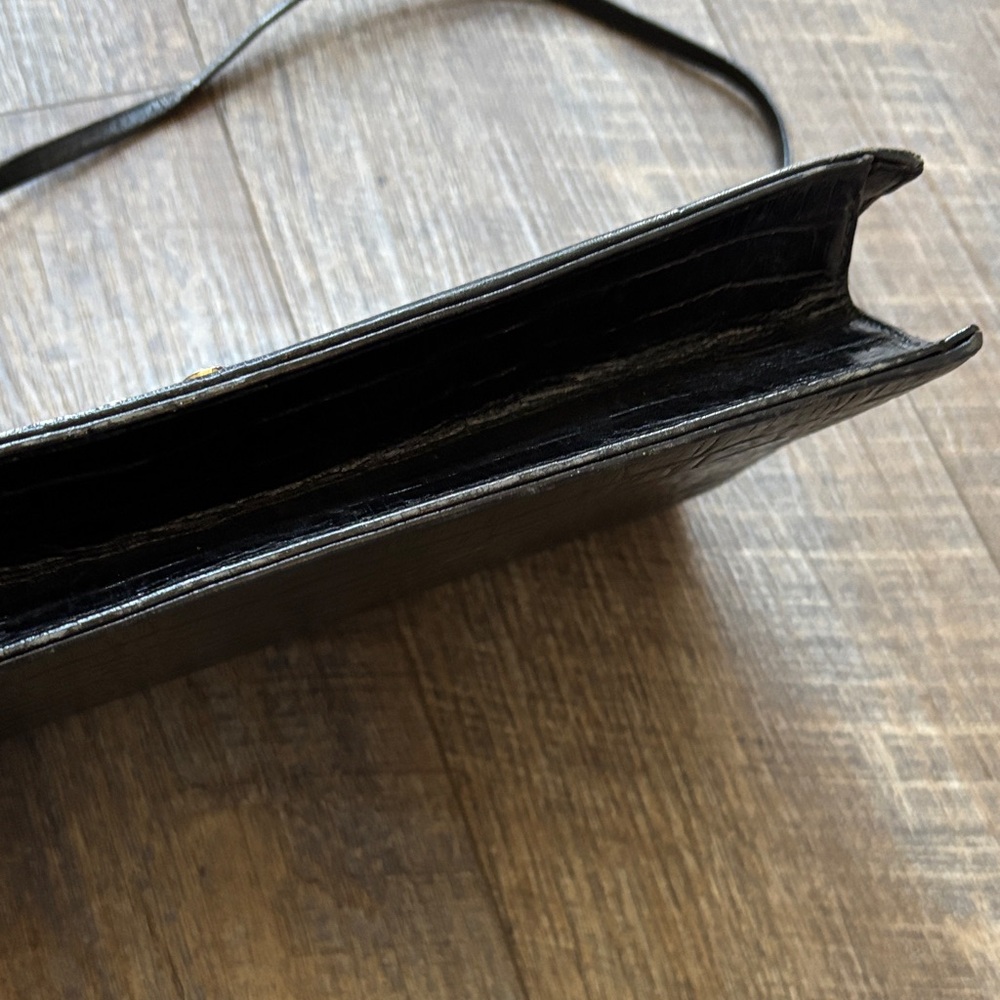 Vintage Frenchy of California Leather Clutch with Removable Strap! Very Chic! - Picture 8 of 13